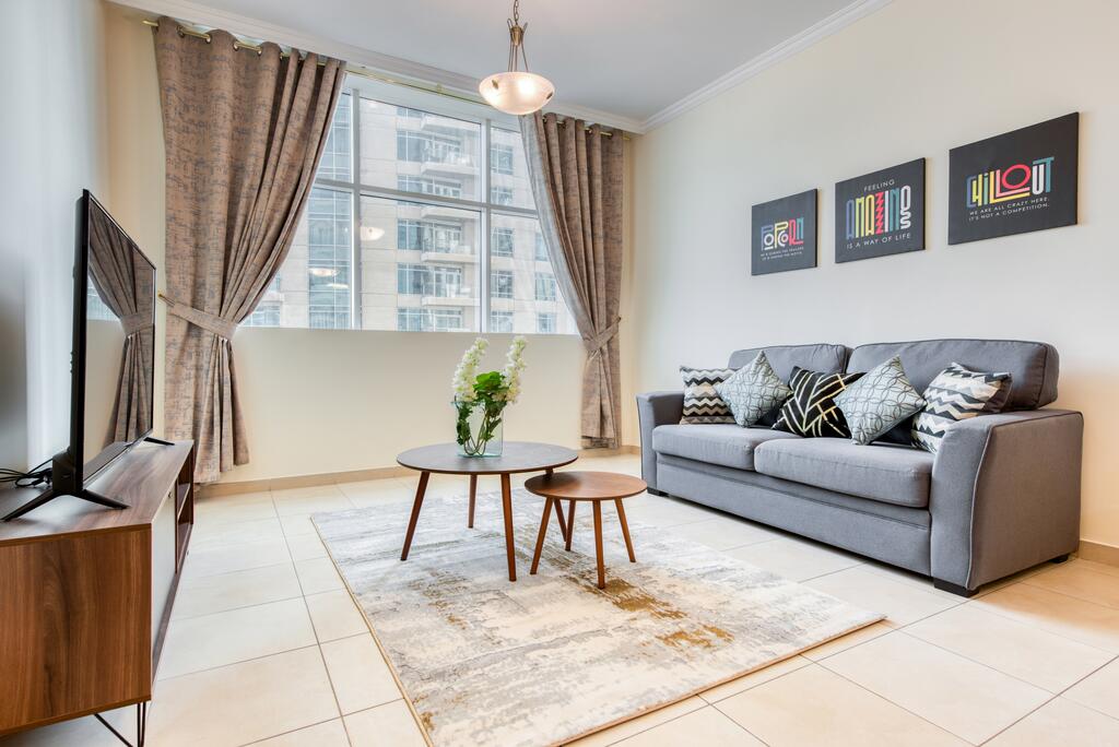 RH - Downtown 1BR Pad; Walk To Dubai Mall - thumb 1