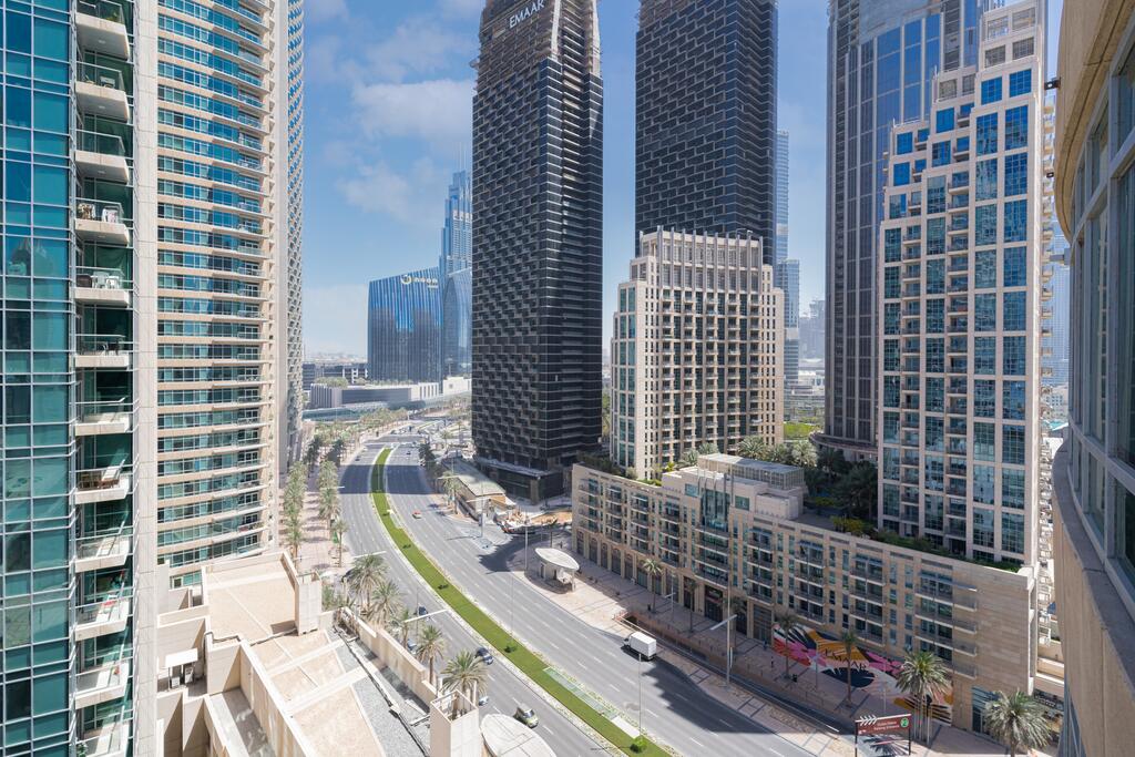 RH- Downtown Escape; Spacious 2BR Near Dubai Mall, Opera - thumb 1