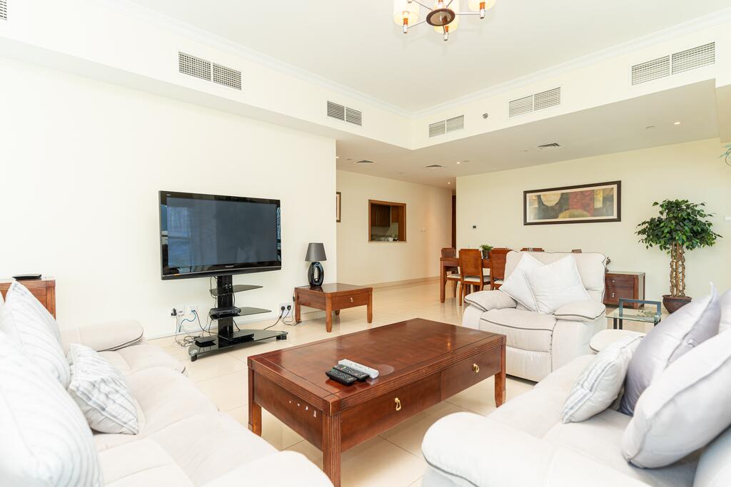 RH- Spacious 2BR, Close To Metro, JLT - thumb 1