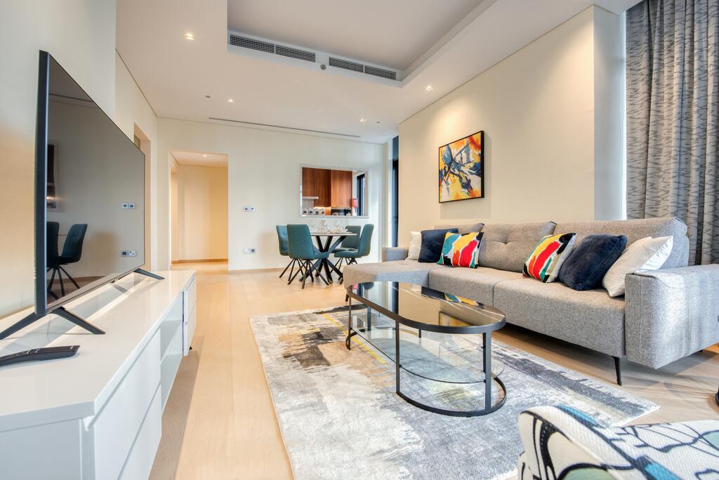 RH-Downtown 1BR With City Views, 2 Minutes To Dubai Mall - thumb 0