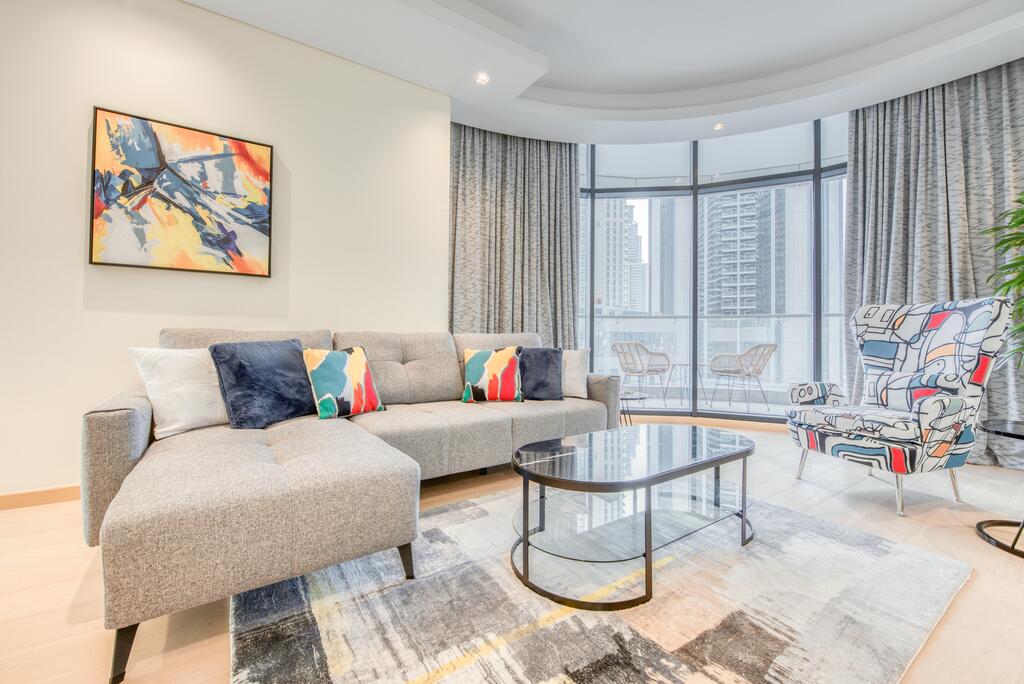 RH-Downtown 1BR With City Views, 2 Minutes To Dubai Mall - thumb 1