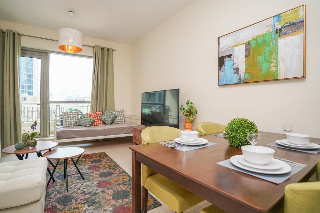 RH-Downtown 2BR Apt; Near Burj Khalifa, Dubai Mall - thumb 1