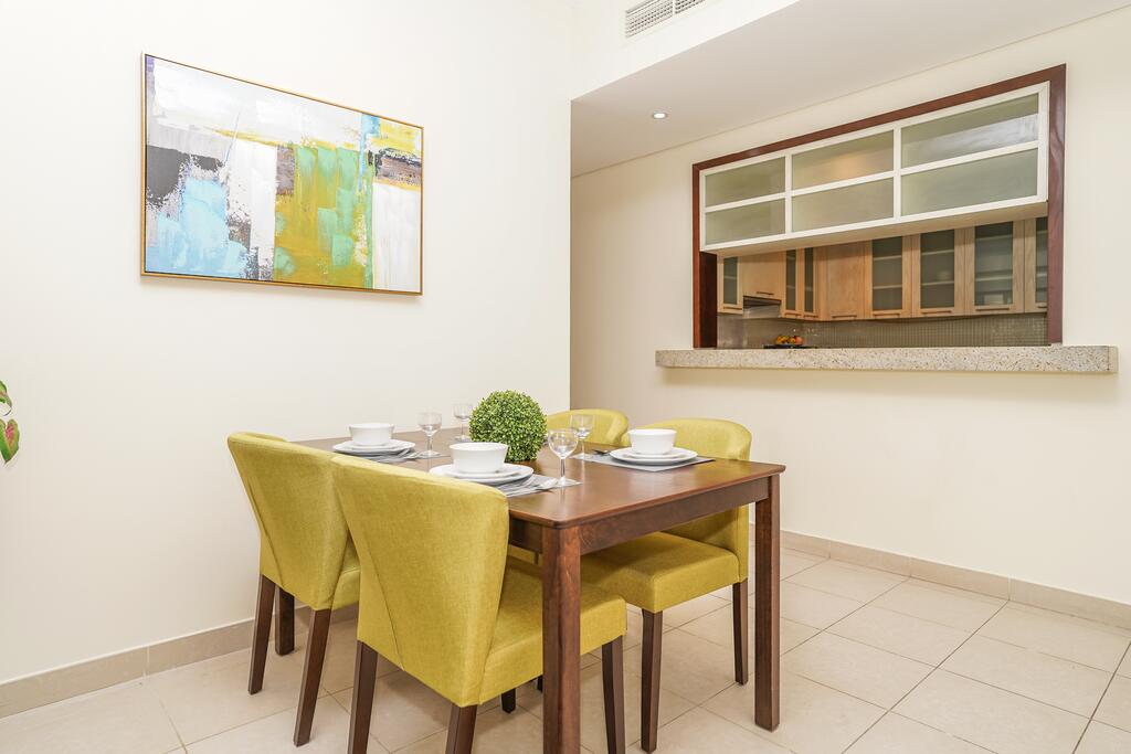 RH-Downtown 2BR Apt; Near Burj Khalifa, Dubai Mall - thumb 2