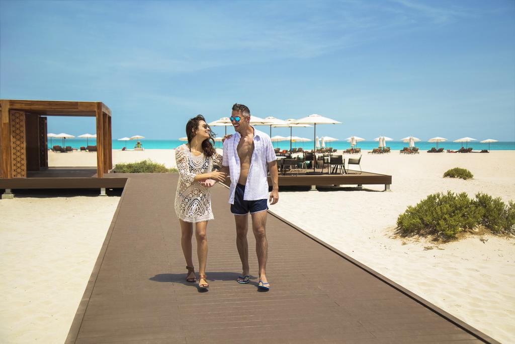 Saadiyat Rotana Resort And Villas - thumb 5