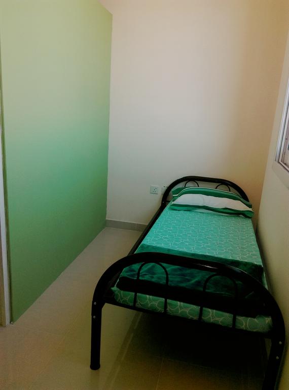 Sansa's Hostel Dubai - thumb 4
