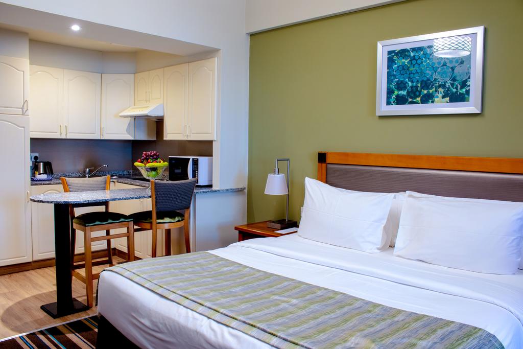 Savoy Park Hotel Apartments - thumb 3