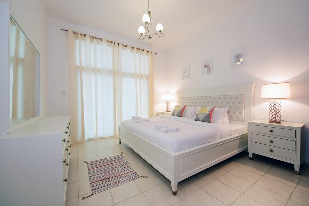 Signature Holiday Homes - Al Fahad 2BR - Dubai - thumb 5