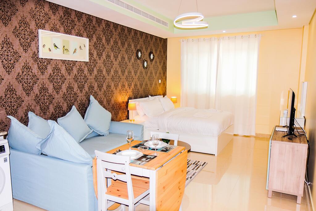 Signature Holiday Homes - Amazing Studio In Hercules Tower, Wadi Al Safa - thumb 3