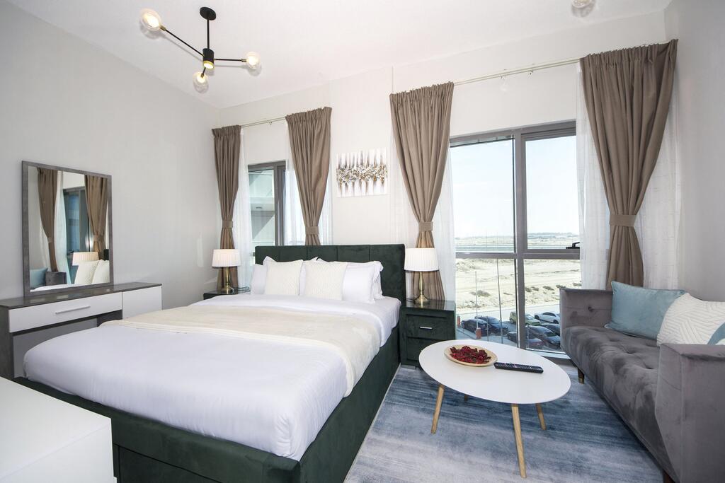 Signature Holiday Homes - Brand New Studio In MAG 520, MAG 5 Boulevard - thumb 0