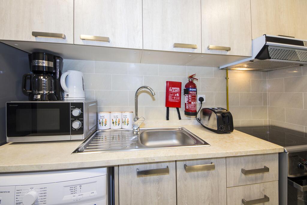 Signature Holiday Homes - Brand New Studio In MAG 520, MAG 5 Boulevard - thumb 5