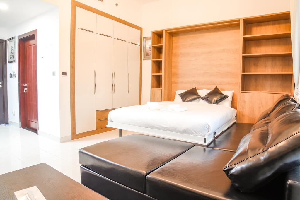 Signature Holiday Homes - Fully Furnished Studio In Glamz, Al Furjan - thumb 1