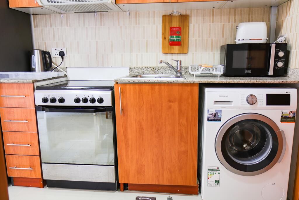 Signature Holiday Homes - Furnished Studio Apartment In Lakeside B, IMPZ - thumb 5