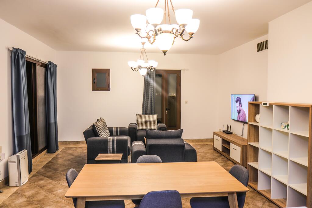Signature Holiday Homes- Brand New 1BHK Apartment In Al Badia Hillside 1 - thumb 5