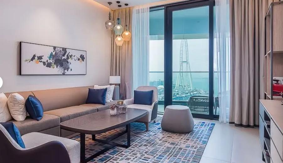 Spacious 2BR In The Center Dubai Bluwater - thumb 3