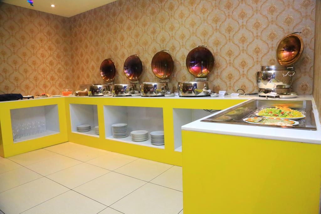 Sun And Sands Hotel - thumb 2