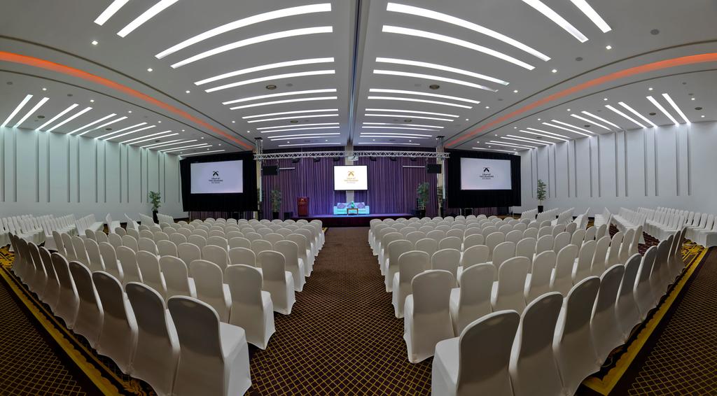 Two Seasons Hotel & Apartments - thumb 3