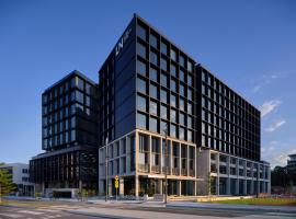 Little National Hotel Newcastle Tourism UAE