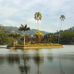 Kandy Lake, Kandy Tourism UAE